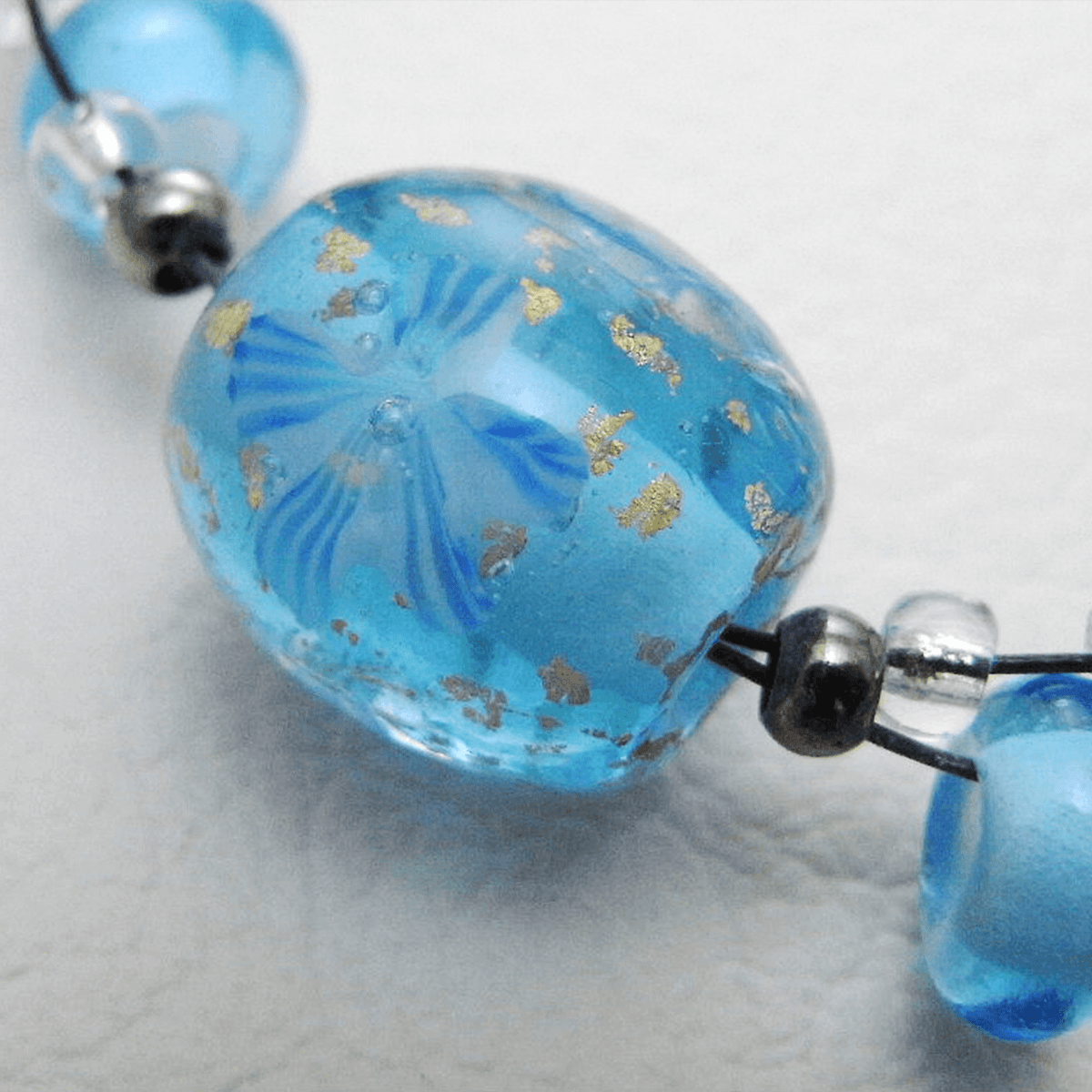 蔵出‼️ガラス玉日本製超アンティークとんぼ&糸魚川翡翠樽型 蔵出‼️ガラス玉日本製超アンティークとんぼ&糸魚川翡翠樽型