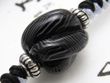 【願魂】蜻蛉玉 伝統的和文様ストラップ 雷神の響（黒） STB-JD-001｜ハンドメイドの携帯ストラップ USBチャーム